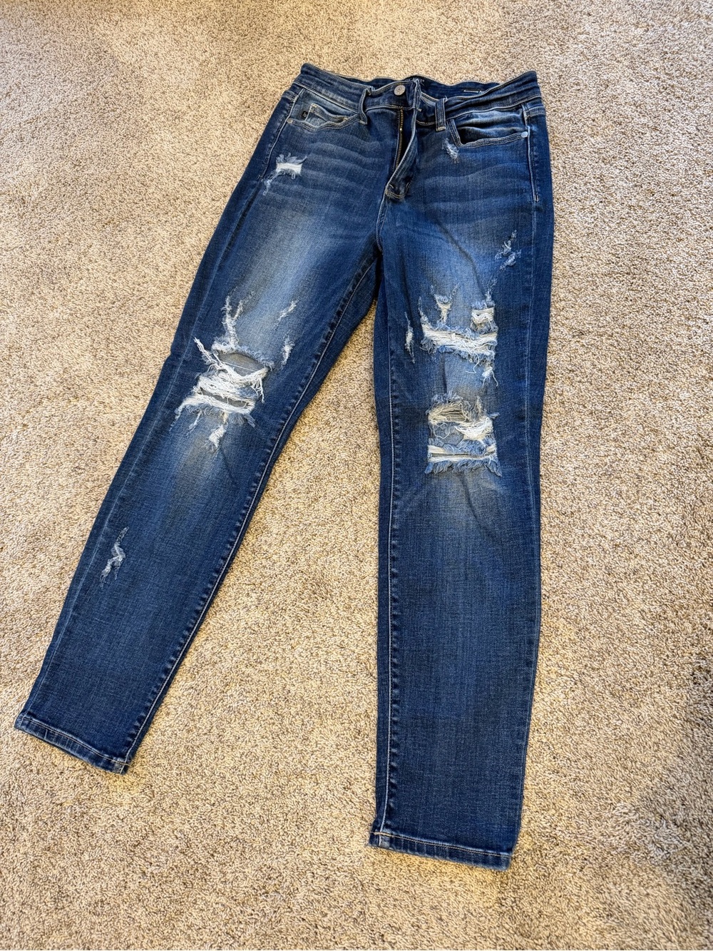 Judy Blue Dark Blue Distressed Boyfriend Jeans, size 9/29